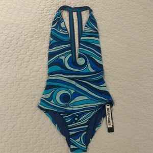 WAVE LIFE women size xsmall Aqua spray reversible one piece swim solid blue